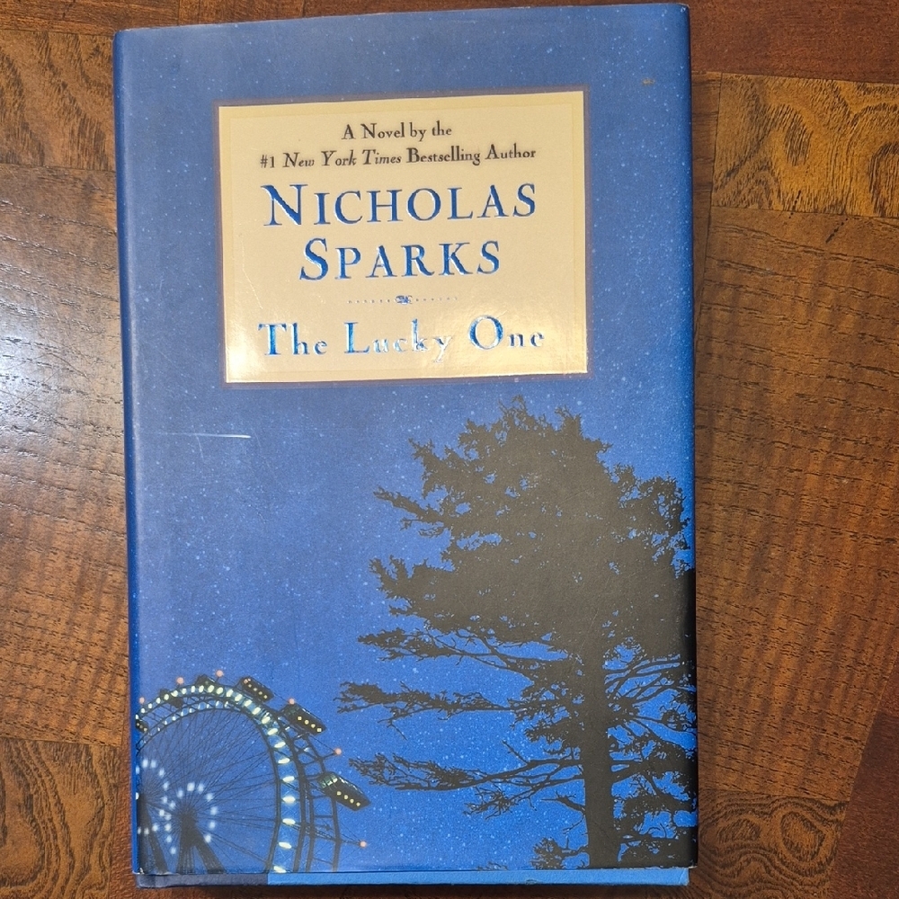 The Lucky One by Nicholas Sparks Hardcover